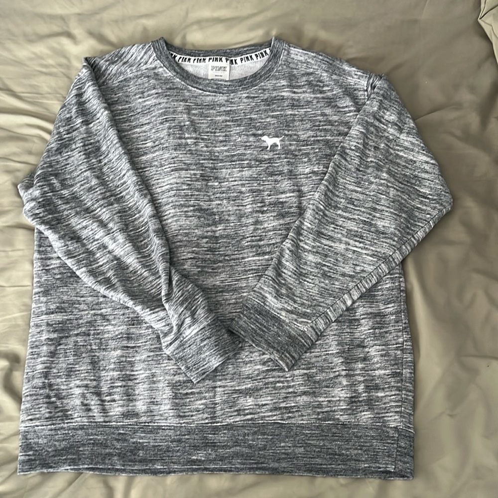 PINK crewneck size medium